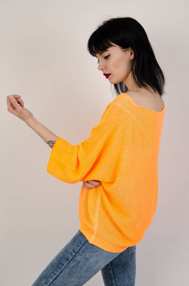 Pomarańczowy neonowy sweter nietoperz