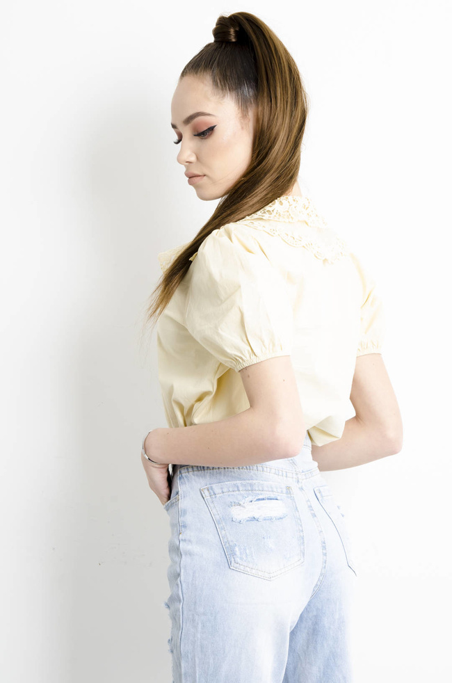 BLUZKA KOSZULOWA Z AŻUROWYM KOŁNIERZEM