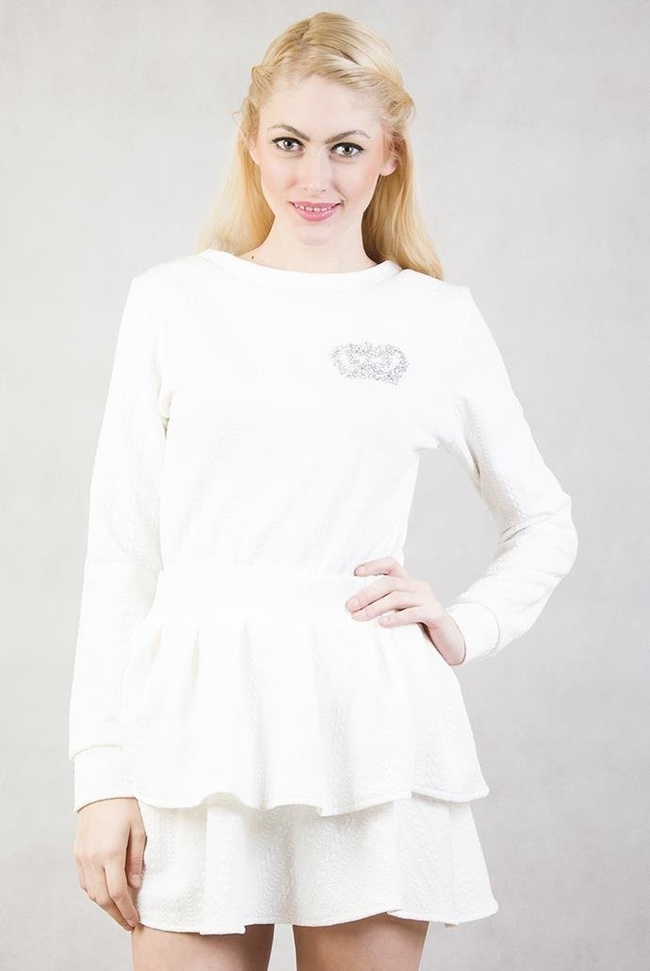 Biała bluzka z koroną