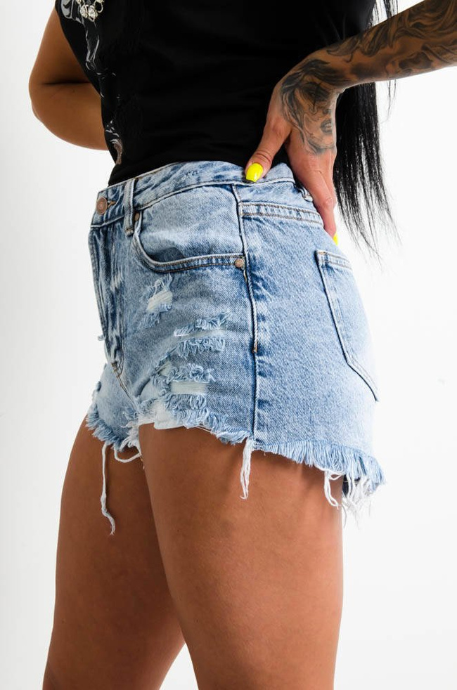  JEANSOWE SZORTY Z PRZETARCIAMI-WYSOKI STAN