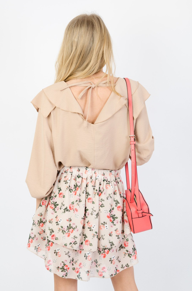 BEŻOWA BLUZKA Z KREPY Z WYCIĘCIEM NA PLECACH