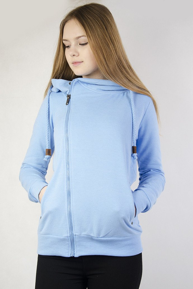 Jasnoniebieska bluza z kapturem