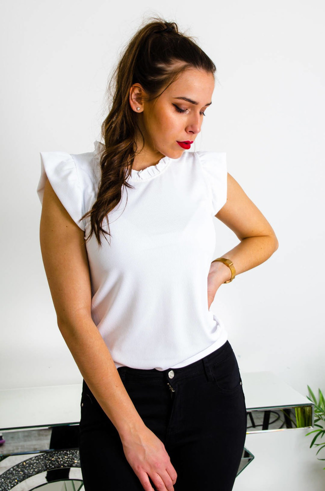 BIAŁA PRĄŻKOWANA BLUZKA Z FALBANKĄ PRZY SZYI I RĘKAWACH