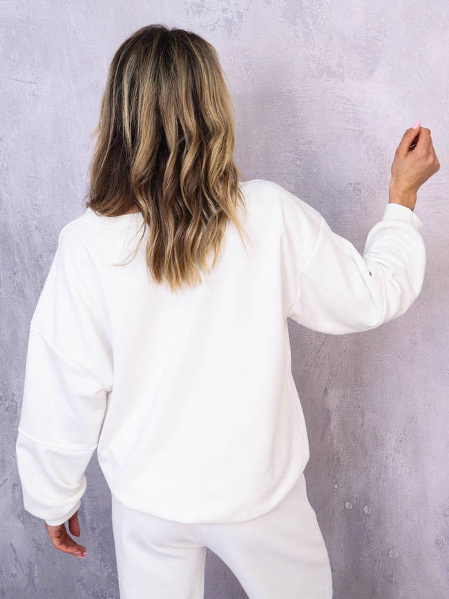 KOMPLET DRESOWY BLUZA Z NASZYWKĄ+ SPODNIE- BIAŁY