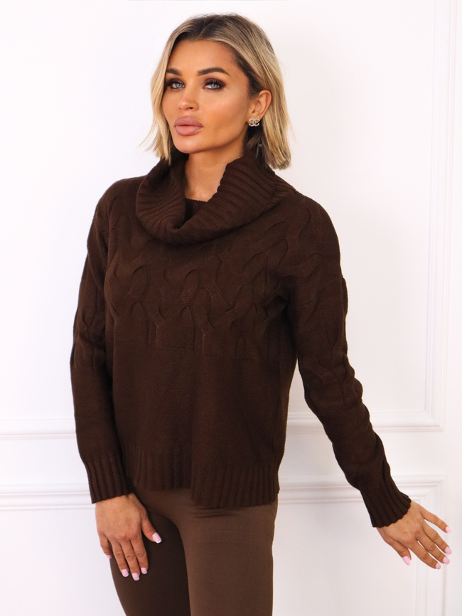 SWETER OZDOBNIE PLECIONY Z GOLFEM- CZEKOLADOWY