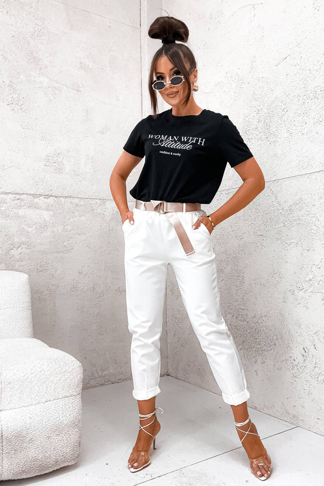 BIAŁE SPODNIE Z KIESZENIAMI I ZŁOTYM PASKIEM