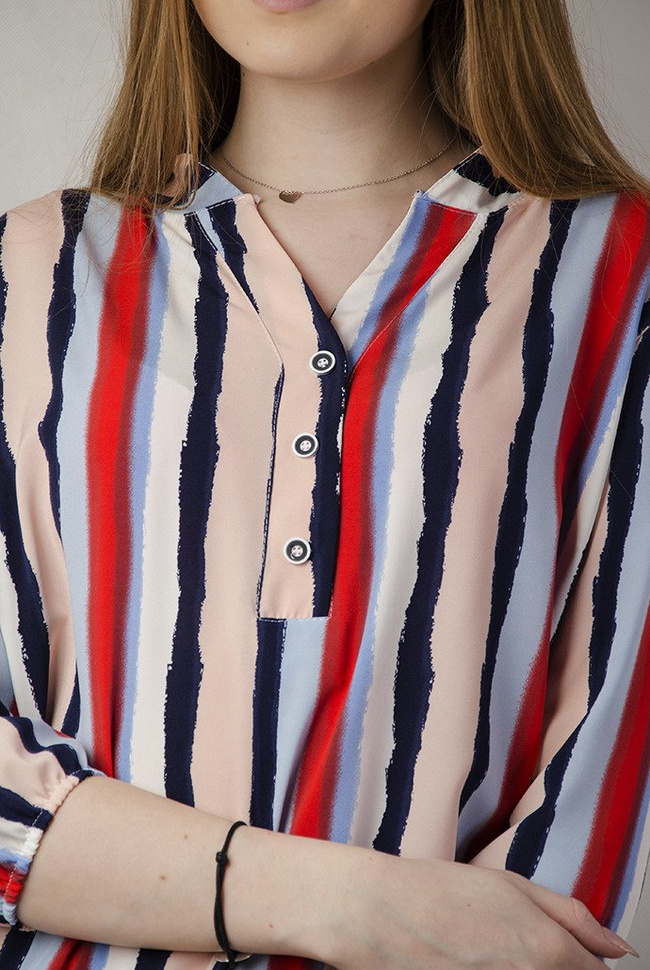 Bluzka w kolorowe paski z rękawem 3/4