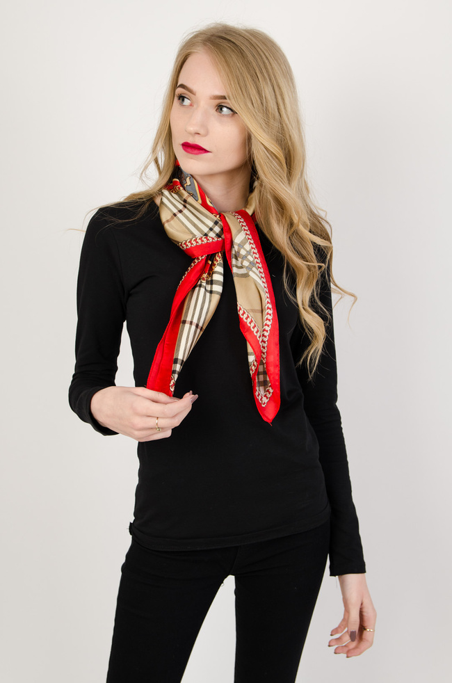 Satynowa chusta  w brązowo-czerwone wzory