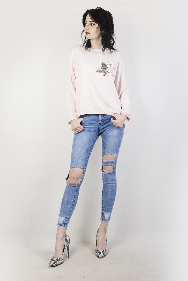 Jasnoróżowa bluzka z gwiazdą