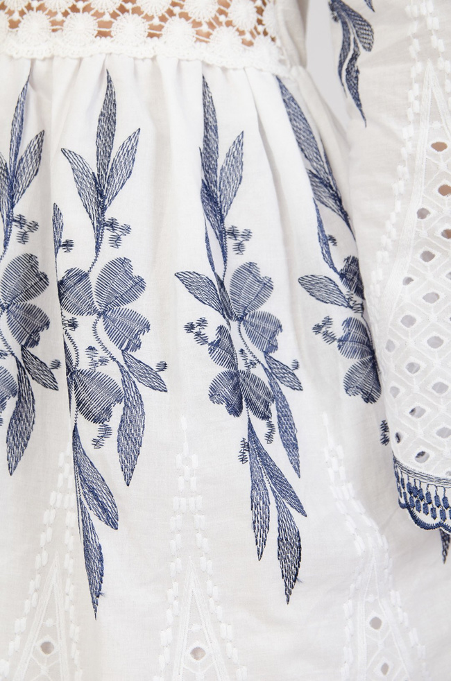 Biała haftowana sukienka z ażurowymi wstawkami 