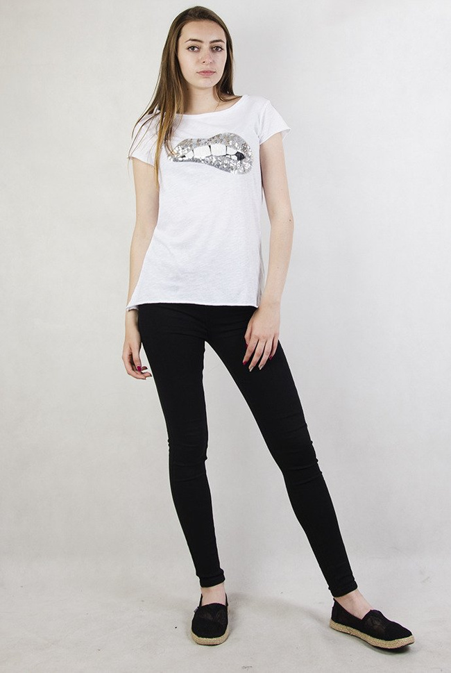 Biała bluzka z cekinowymi ustami