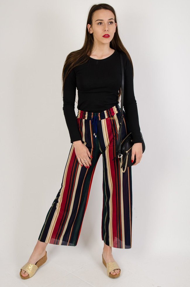 Granatowo-czerwone spodnie w paski z szeroką nogawką