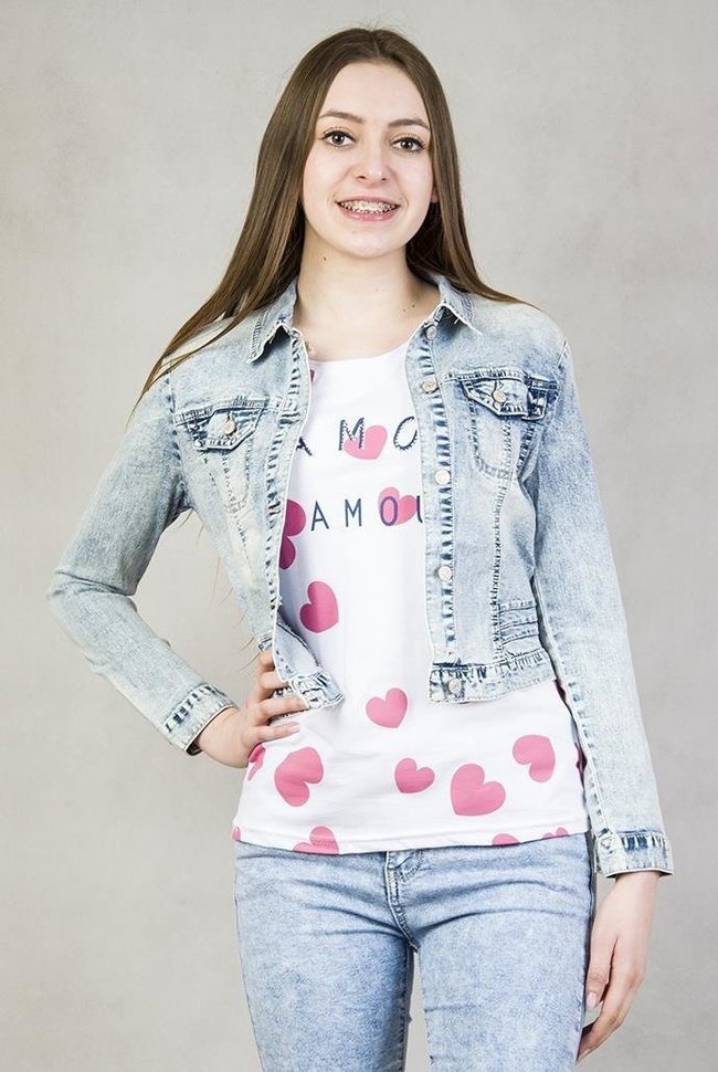 Dekatyzowana kurtka jeansowa