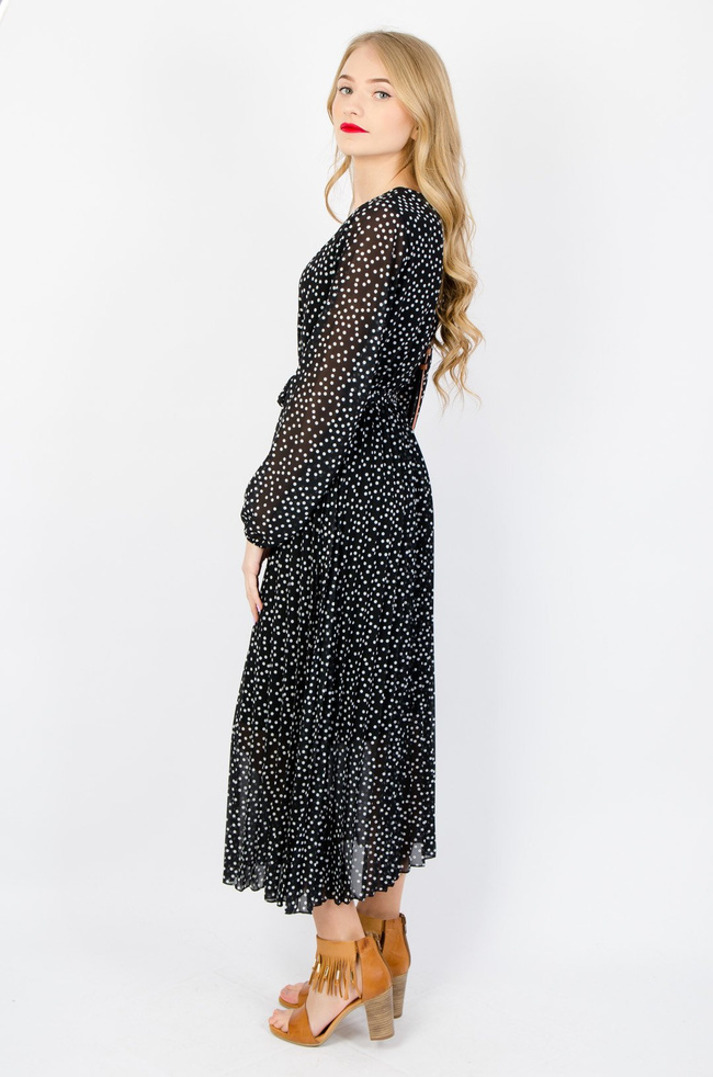 SZYFONOWA SUKIENKA W KROPKI Z PLISOWANYM DOŁEM - CZARNA
