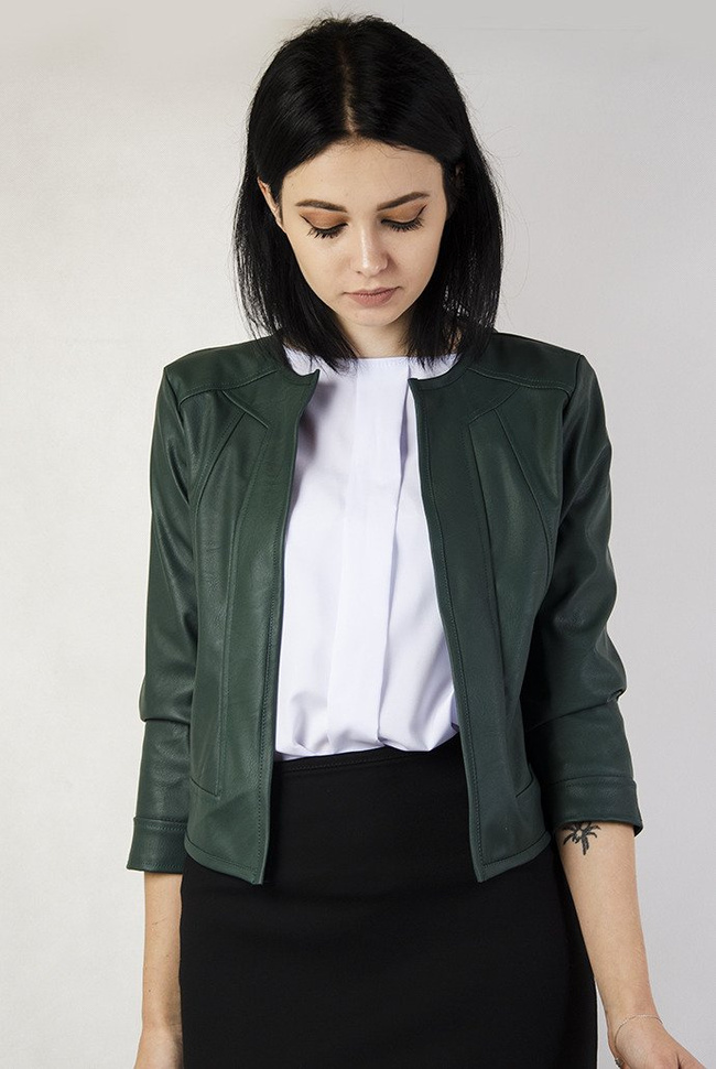 Zielony żakiet skajkowy