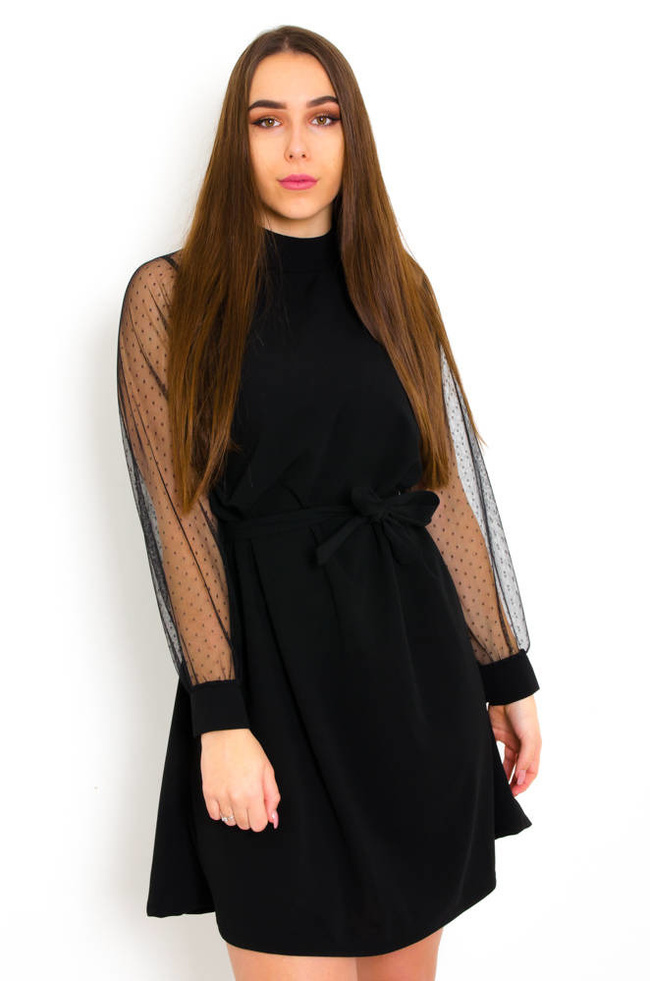 CZARNA SUKIENKA Z KORONKOWYMI RĘKAWAMI