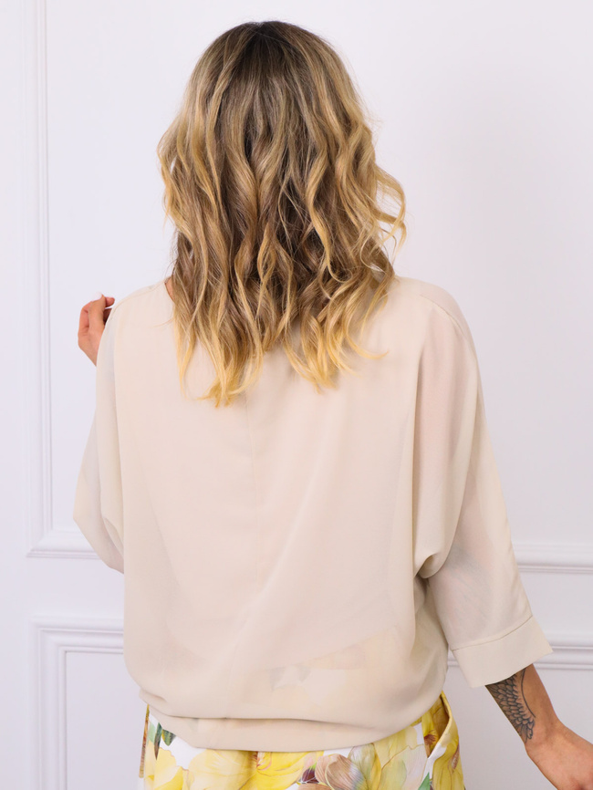 BLUZKA SZYFONOWA O KROJU NIETOPERZA Z WIĄZANIEM- BEŻOWA