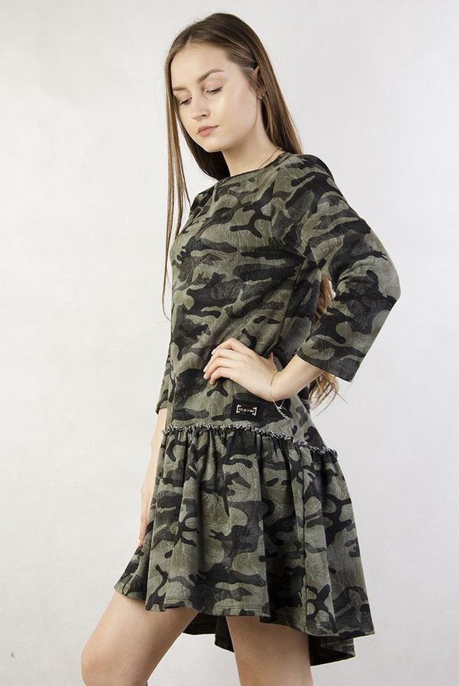 Sukienka moro z rozkloszowanym dołem 