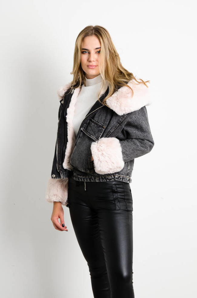 CZARNA JEANSOWA KURTKA Z ODPINANYM FUTERKIEM