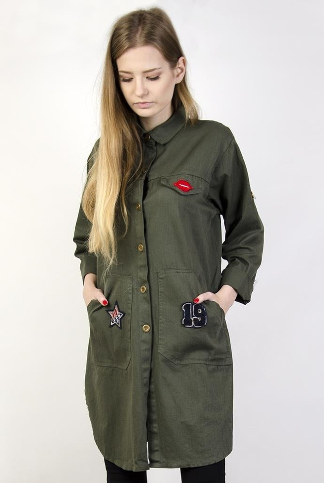 Koszula khaki z naszywkami