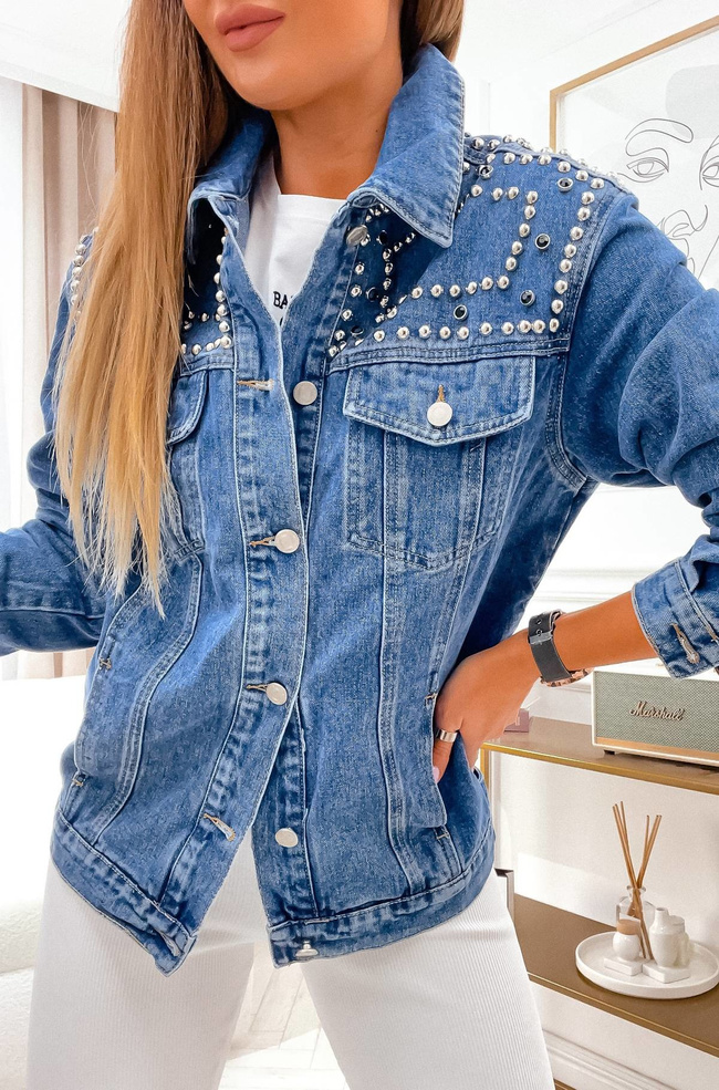 KURTKA JEANSOWA Z OZDOBNYMI DŻETAMI I FRĘDZLAMI