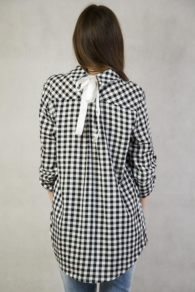 Asymetryczna Koszula w czarno-białą kratę
