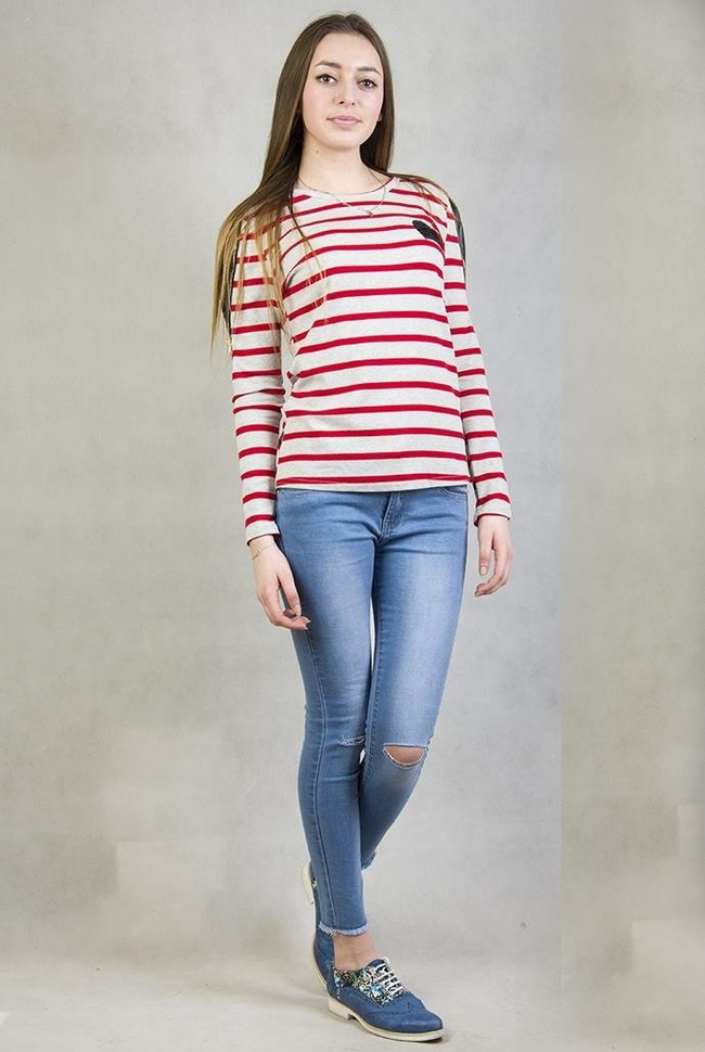 Beżowo-czerwona bluzka w paski z czarnym serduszkiem w cekiny