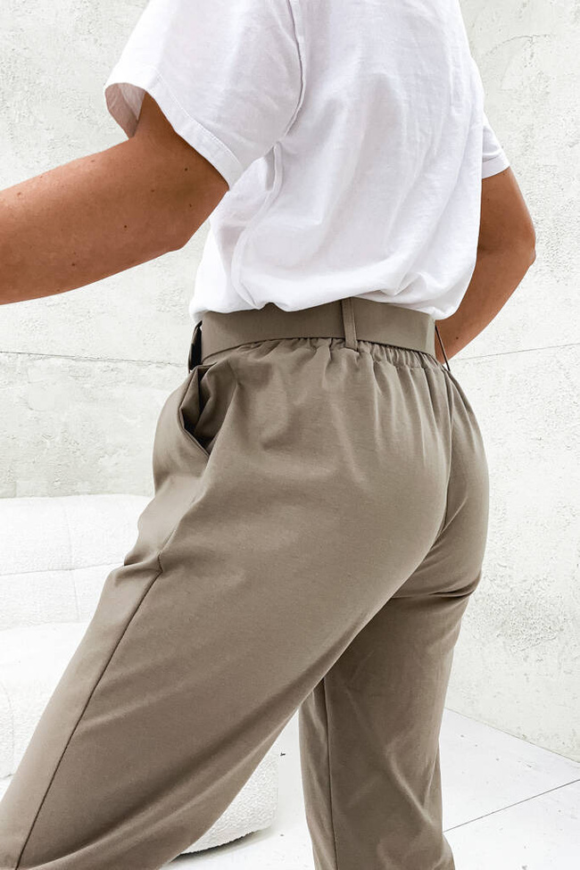 SPODNIE BAWEŁNIANE ONESIZE CARROT Z PASKIEM- BRĄZOWE