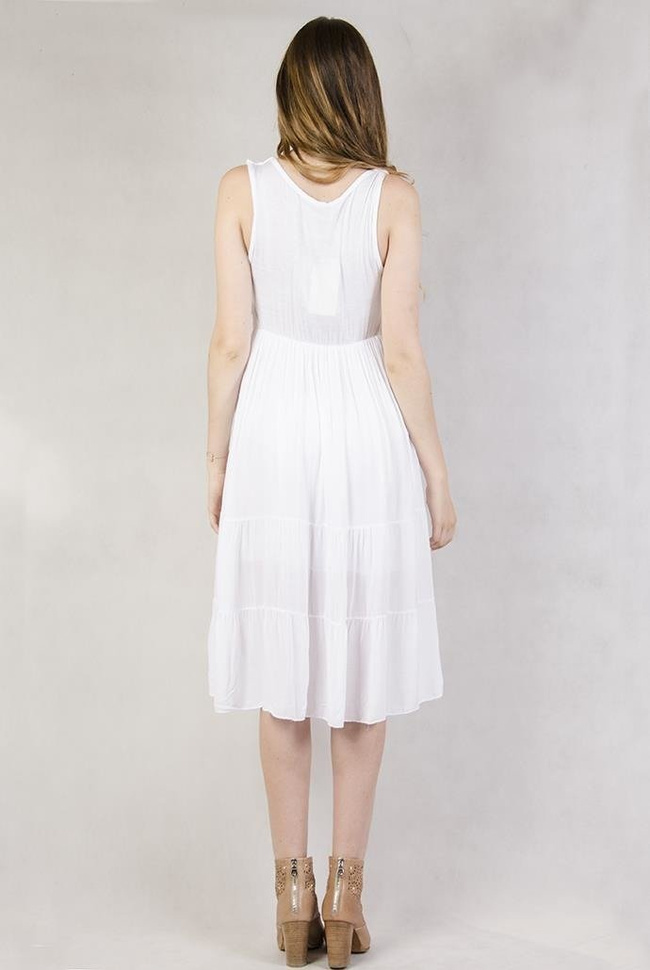 Biała sukienka maxi z koronkową wstawką