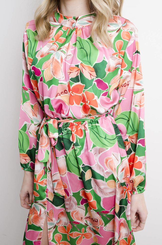 SUKIENKA W KWIATY W KOLRZE RÓŻOWYM 