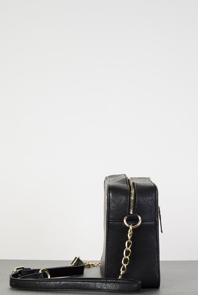 Duża czarna torebka na złotym łańcuszku