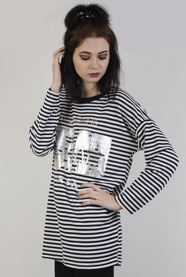 Biała bluzka w czarne paski, z nadrukiem