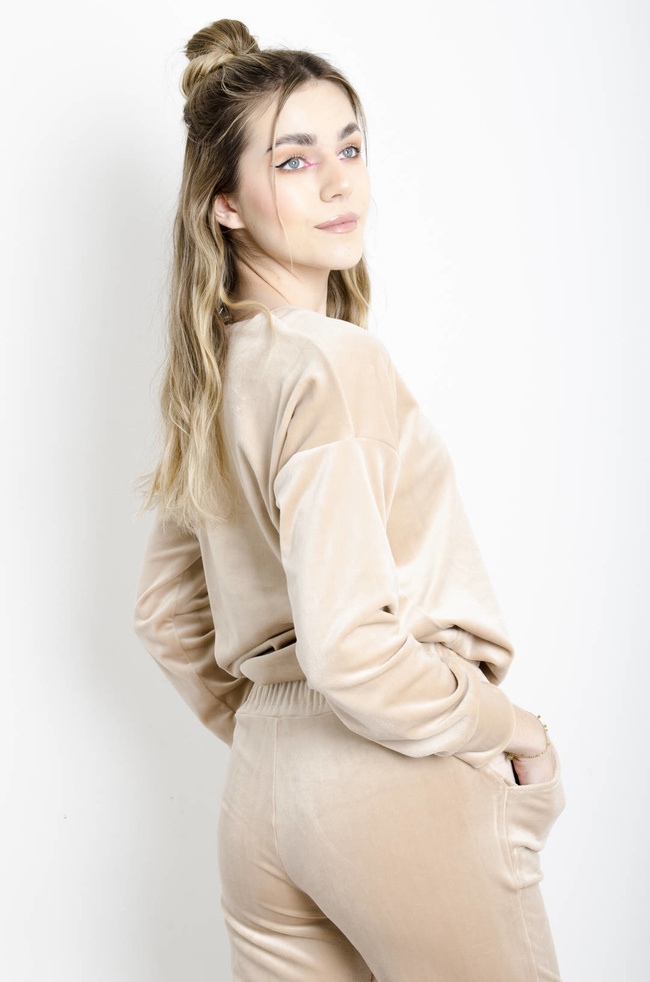 KOMPLET DRESOWY WELUROWY- BEŻOWY