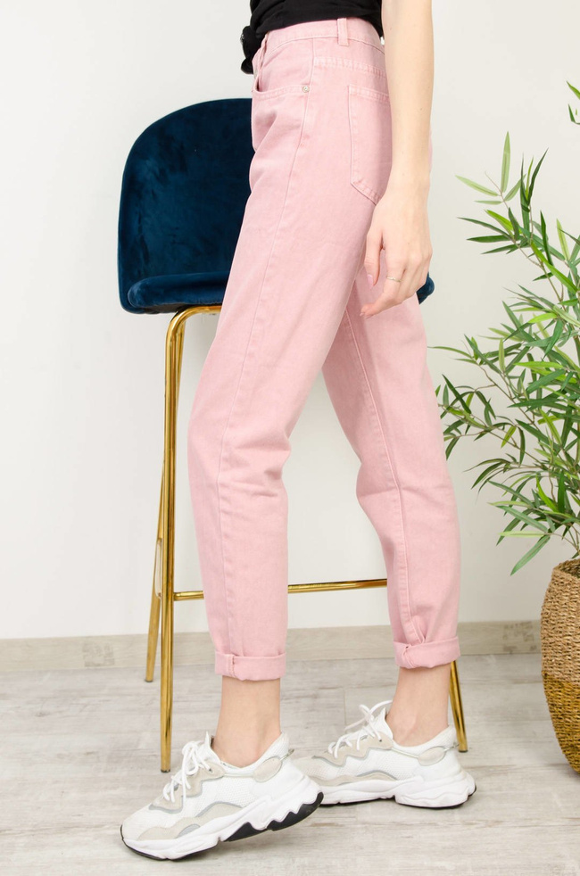 RÓŻOWE SPODNIE JEANSOWE MOM FIT-WYSOKI STAN