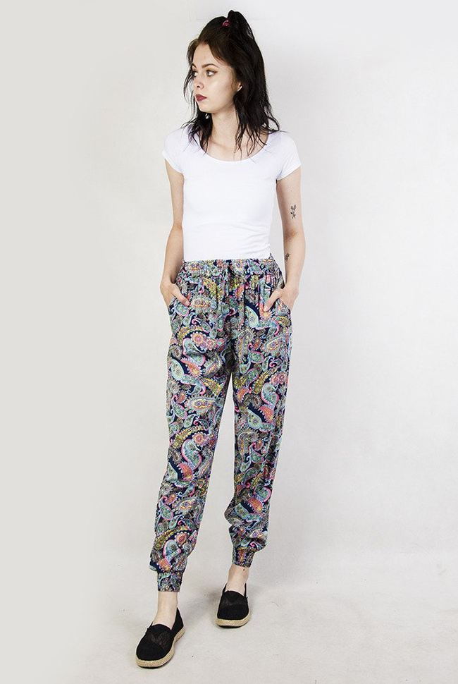 Wzorzyste spodnie alladynki niebiesko-granatowe