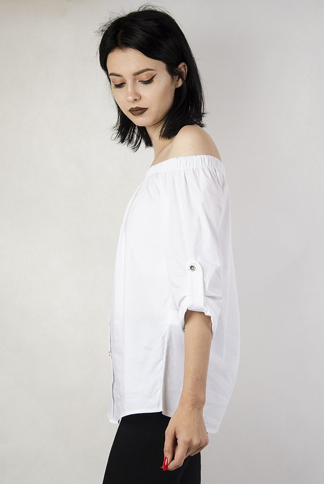 Biała koszula z gumką w dekolcie