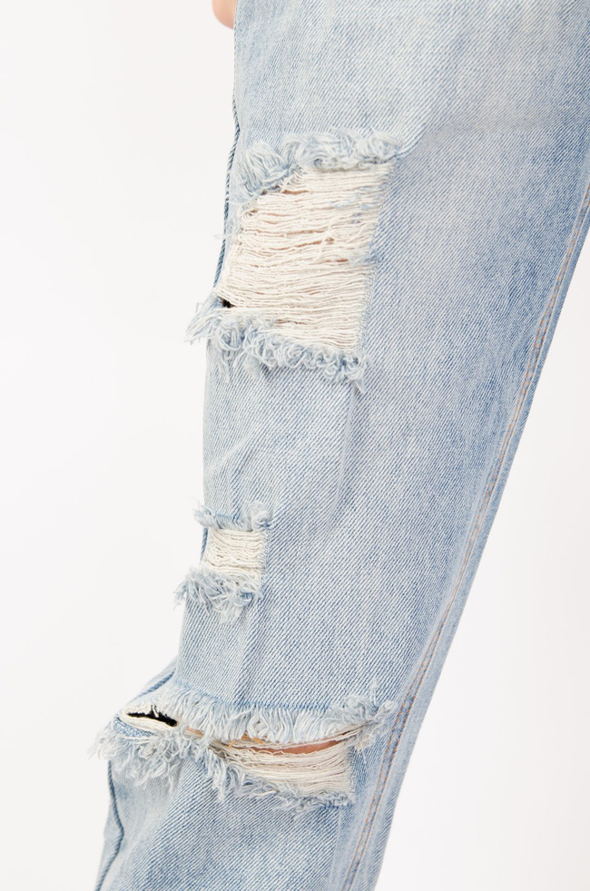 JASNE SPODNIE JEANSOWE TYPY MOM FIT