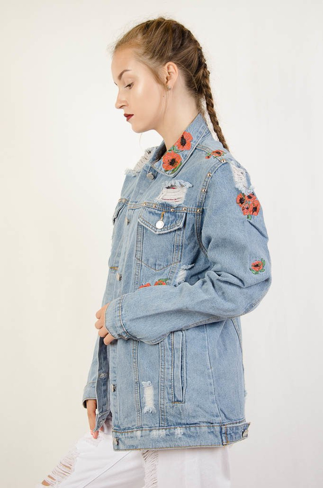  KURTKA JEANSOWA Z MAKAMI