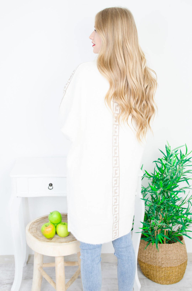 KREMOWA NARZUTA PŁASZCZ ALPAKA- JESIEŃ