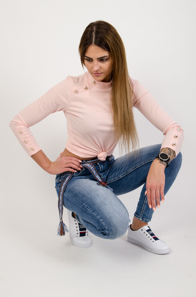 Jeansowe spodnie joggery z kolorowym paskiem