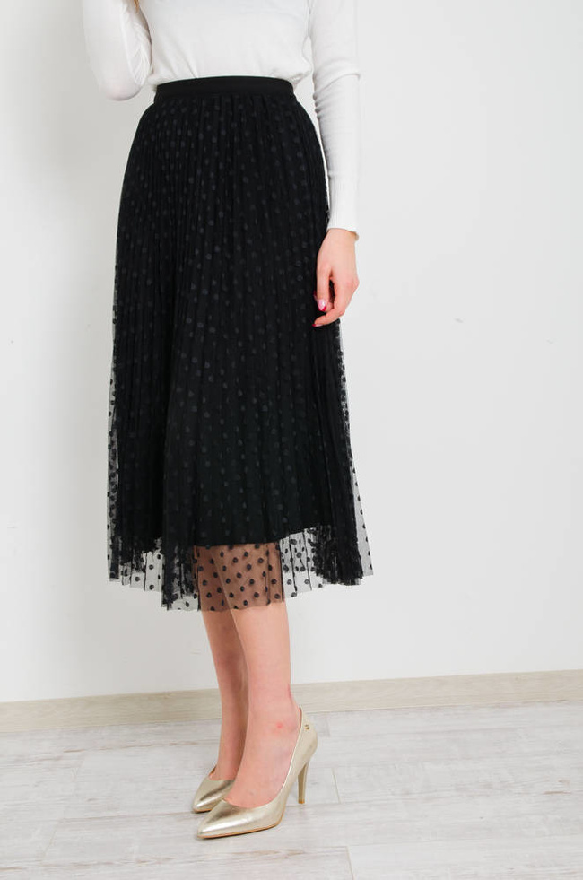 CZARNA PLISOWANA SPÓDNICA MIDI Z TIULU W CZARNE KROPKI-DWUSTRONNA