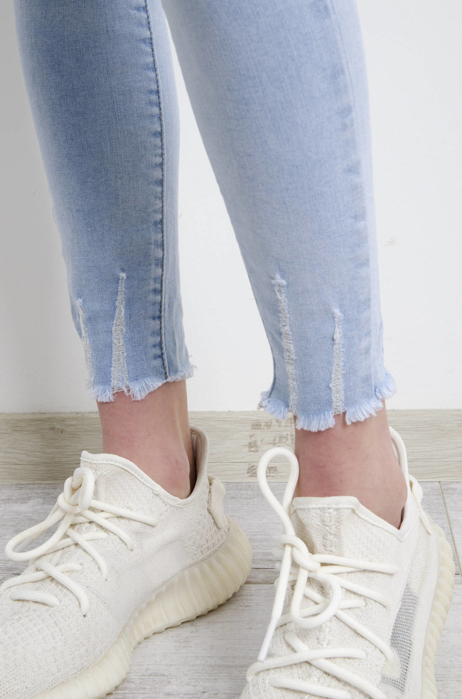 SPODNIE JEANSOWE JASNE Z PRZETARCIAMI- PUSH UP
