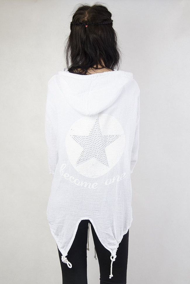 Biała narzuta z domieszką lnu, z gwiazdą