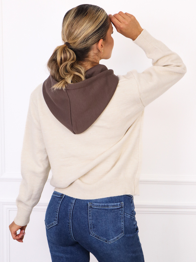 SWETER Z MISIEM Z PRZODU I KAPTUREM- BEŻOWY