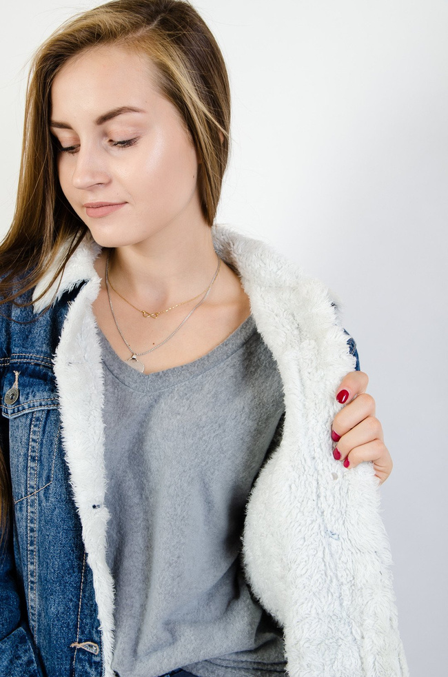 Niebieska ocieplana kurtka jeansowa 