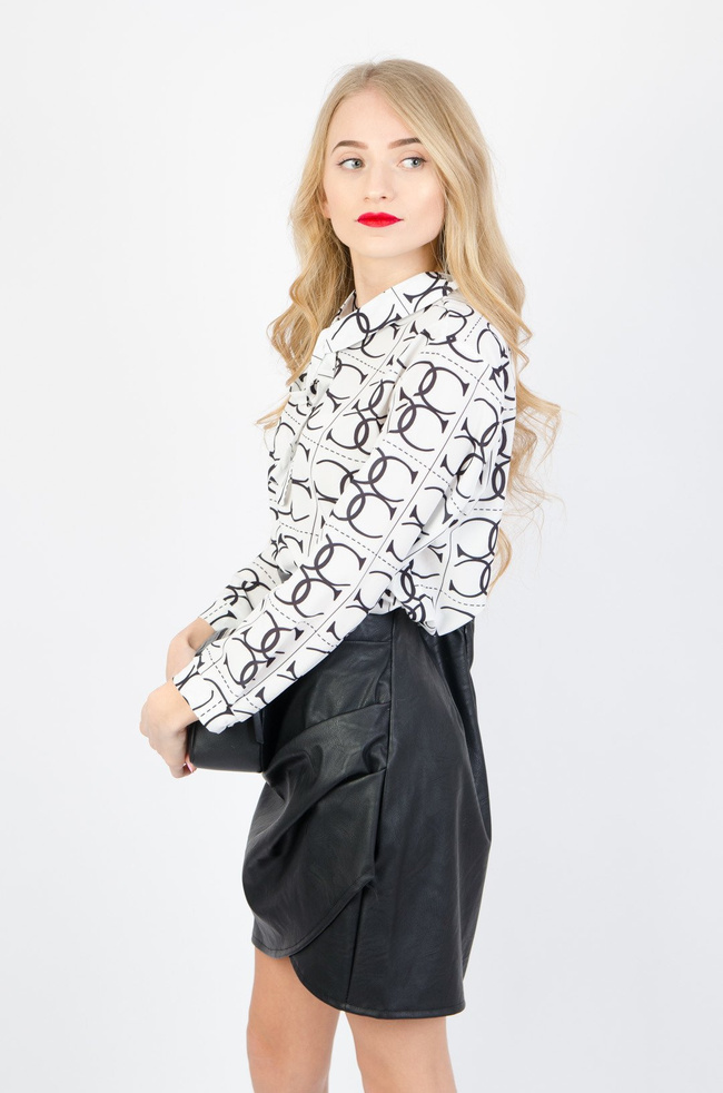 BIAŁA BLUZKA Z KOŁNIERZEM WIĄZANA PRZY SZYI