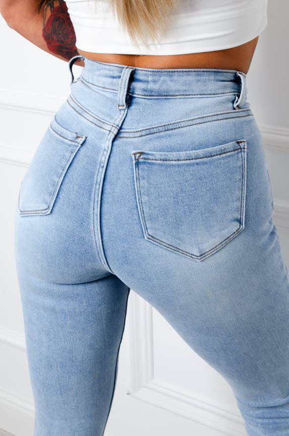 SPODNIE JEANSOWE Z WYSOKIM STANEM