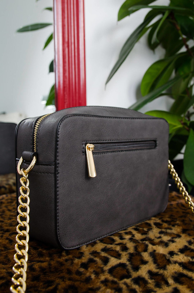 SZARA TOREBKA TYPU KUFEREK NA ZŁOTYM ŁAŃCUSZKU