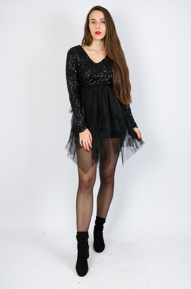 CZARNA TIULOWA SUKIENKA Z CEKINAMI