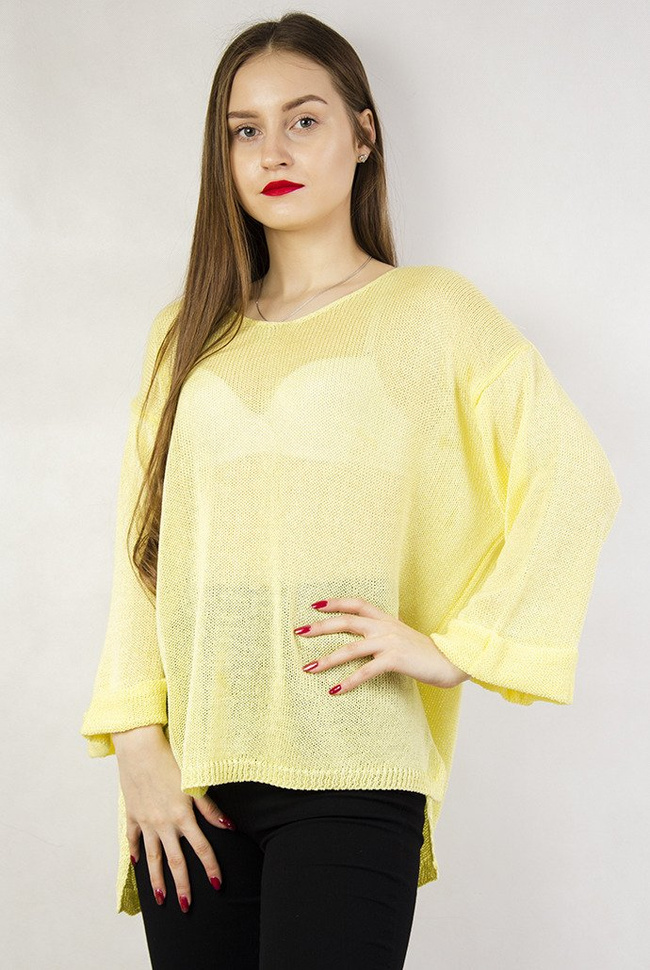 Żółty sweter z dekoltem w serek